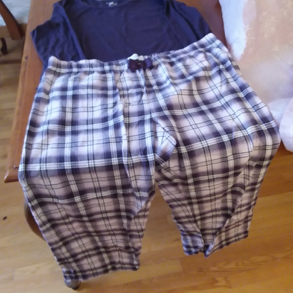 3 piece pajama set - Picture 3 of 8